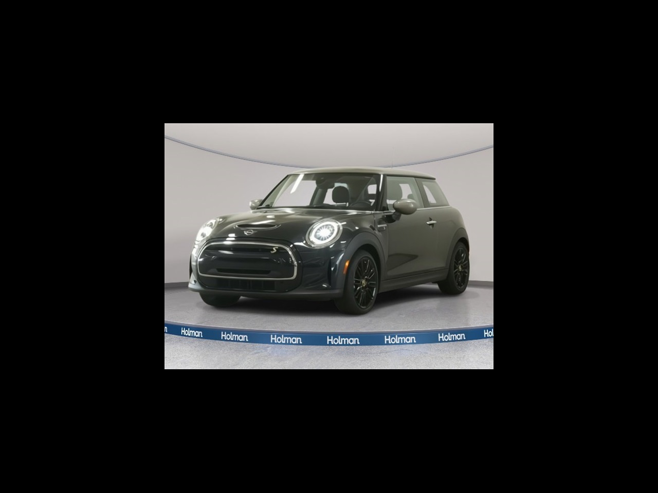 2024 MINI Hardtop 2 Door SE's photo