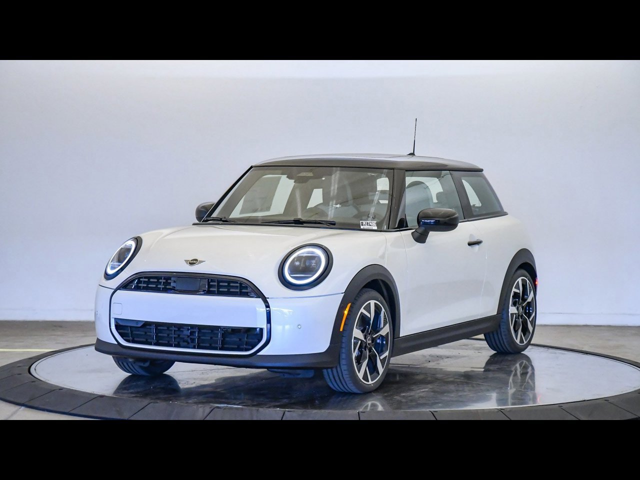 2026 MINI Hardtop 2 Door Cooper Oxford Edition