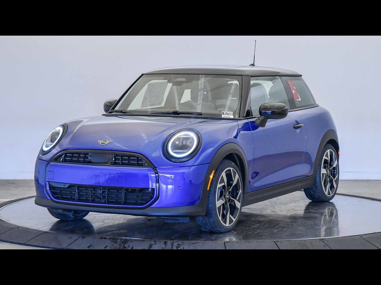 2026 MINI Hardtop 2 Door Oxford Edition