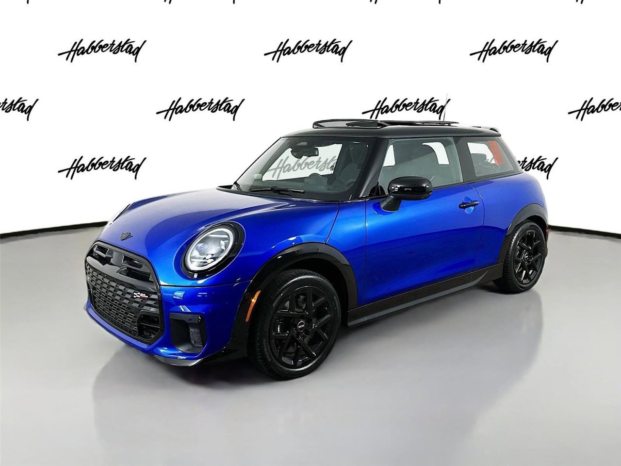 2026 MINI Hardtop Cooper S's photo