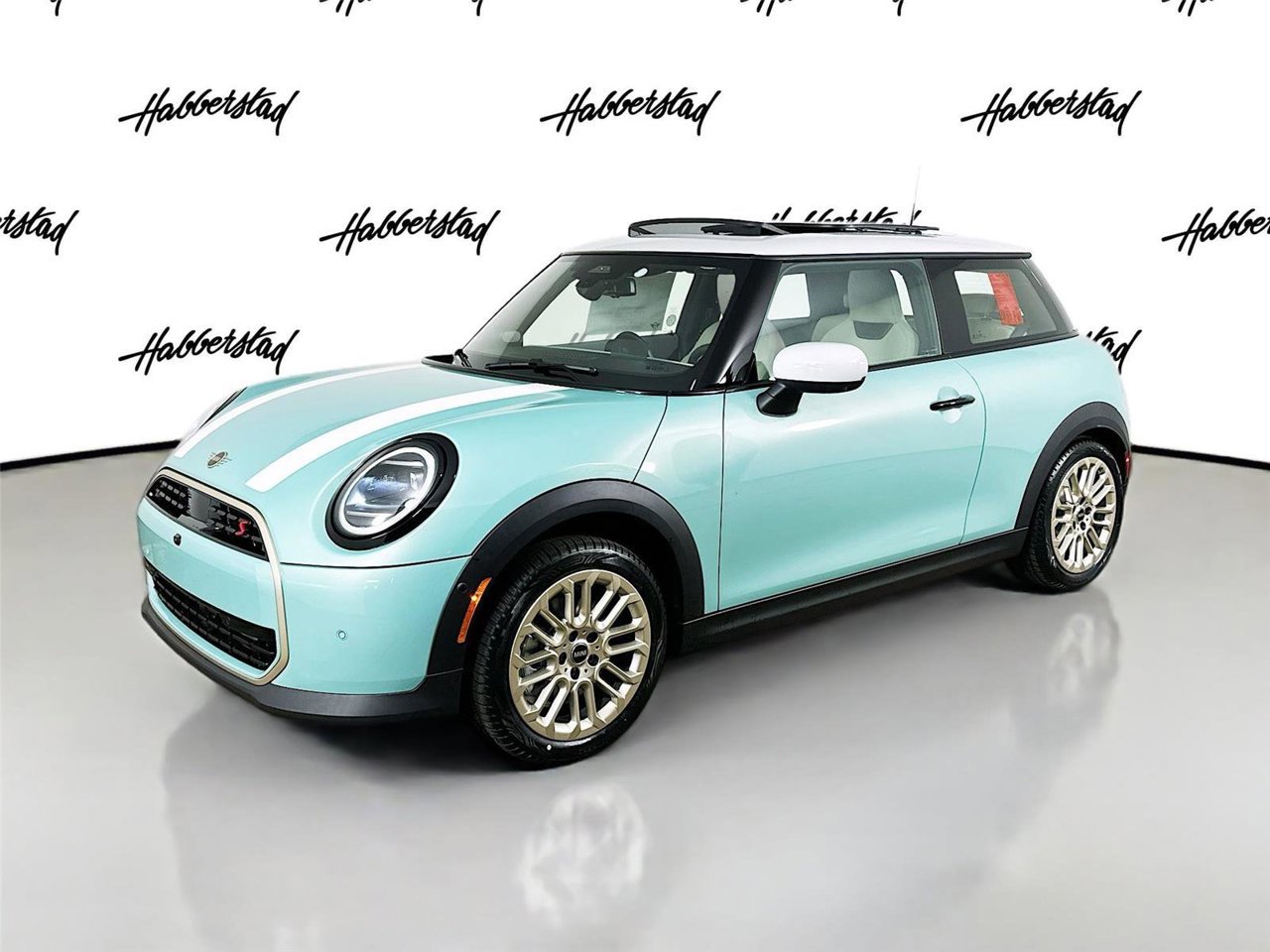 2026 MINI Hardtop Cooper S's photo