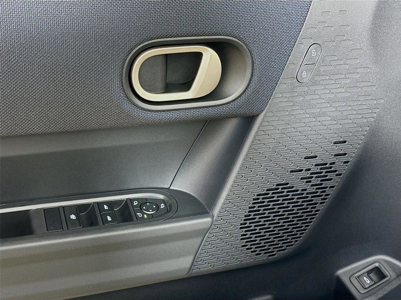 2026 MINI Convertible S - Photo 17