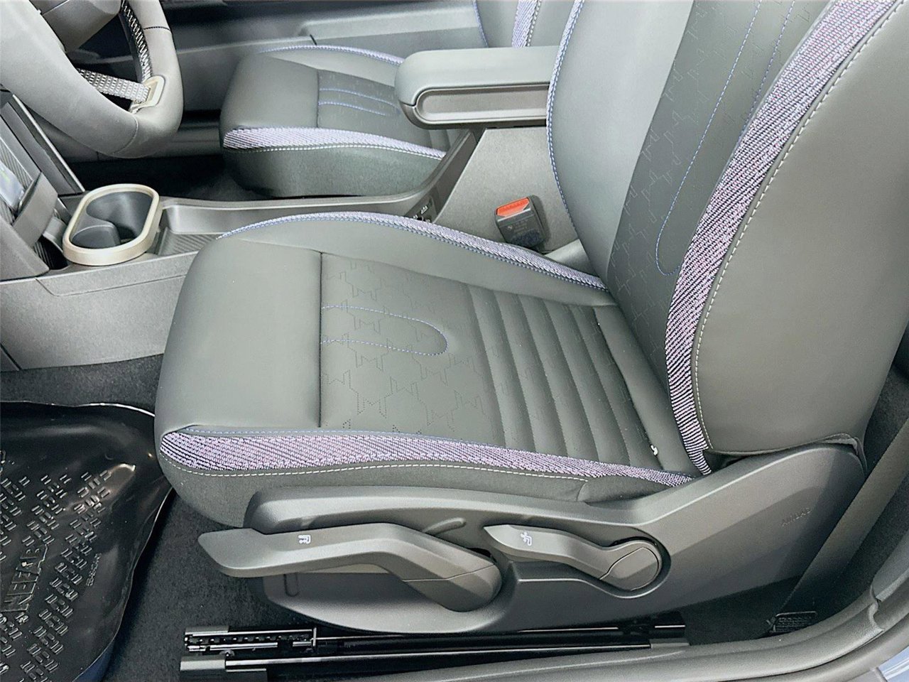 2026 MINI Convertible S - Photo 18