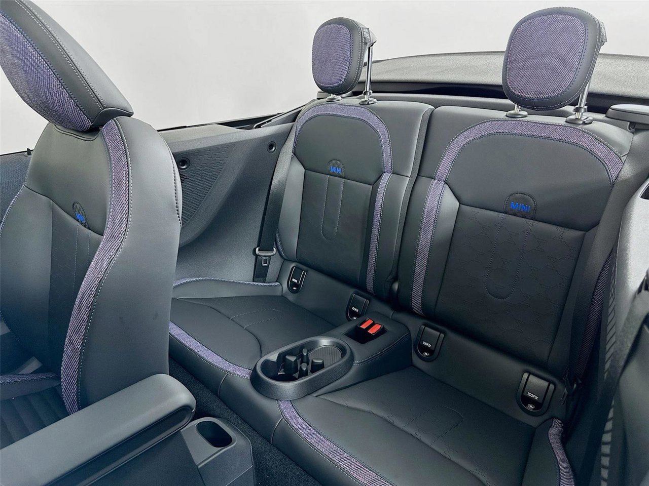 2026 MINI Convertible S - Photo 23
