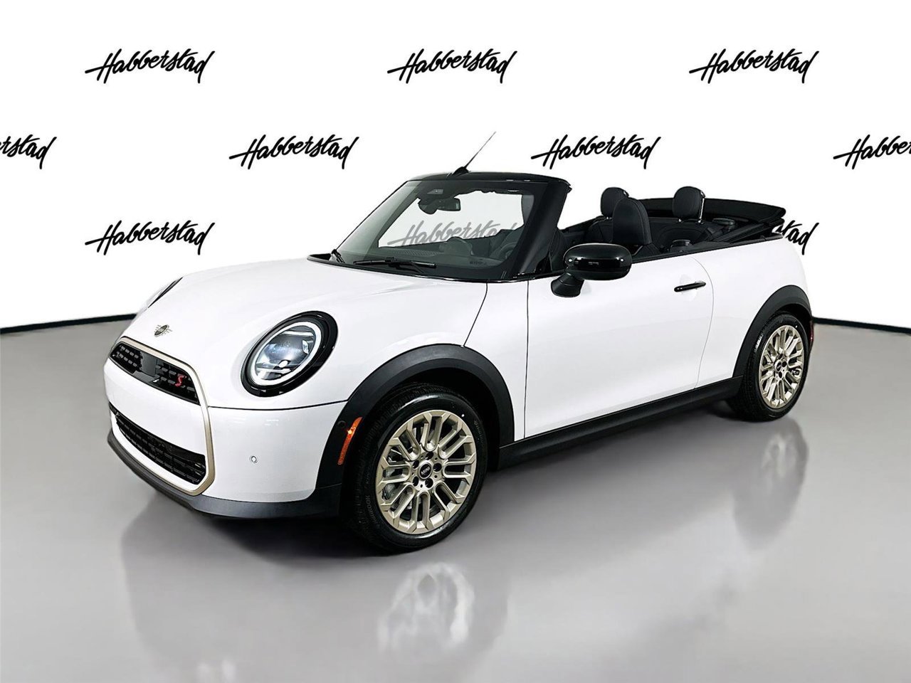 2026 MINI Convertible Cooper S Signature's photo