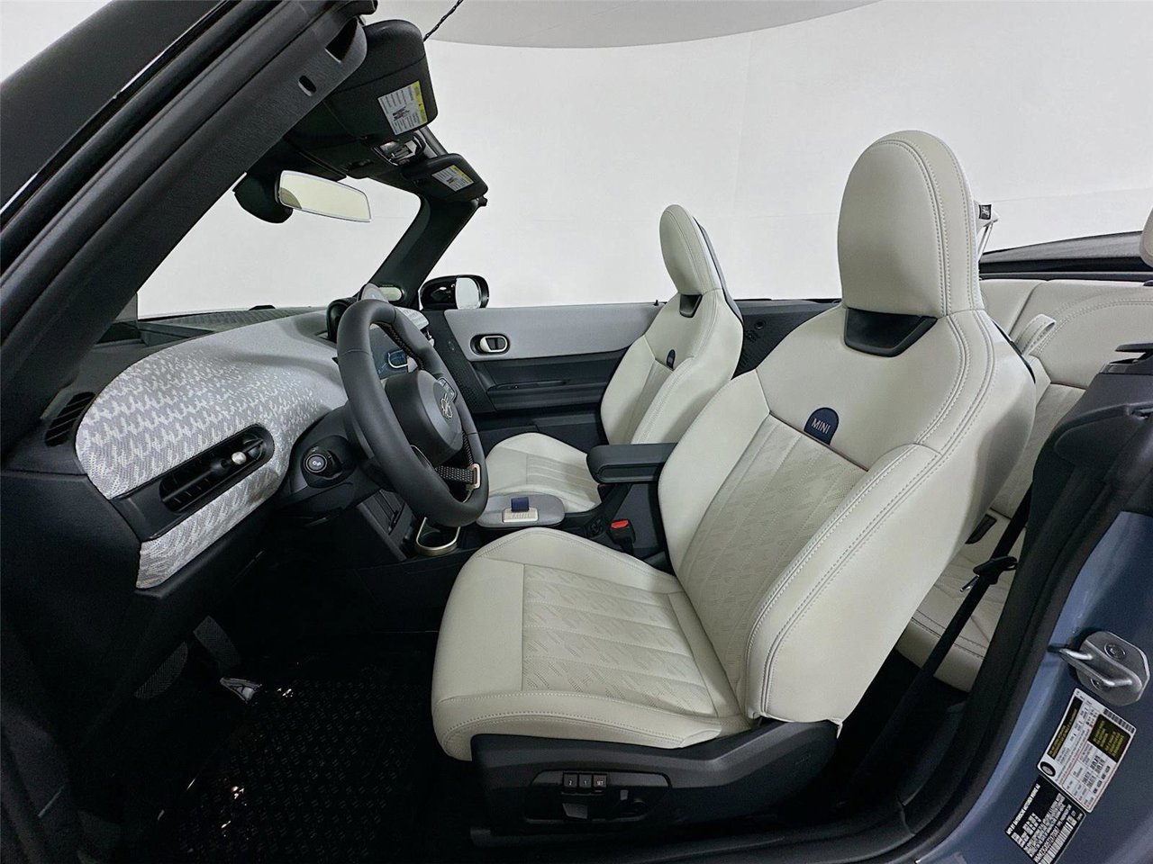 2026 MINI Convertible S - Photo 22