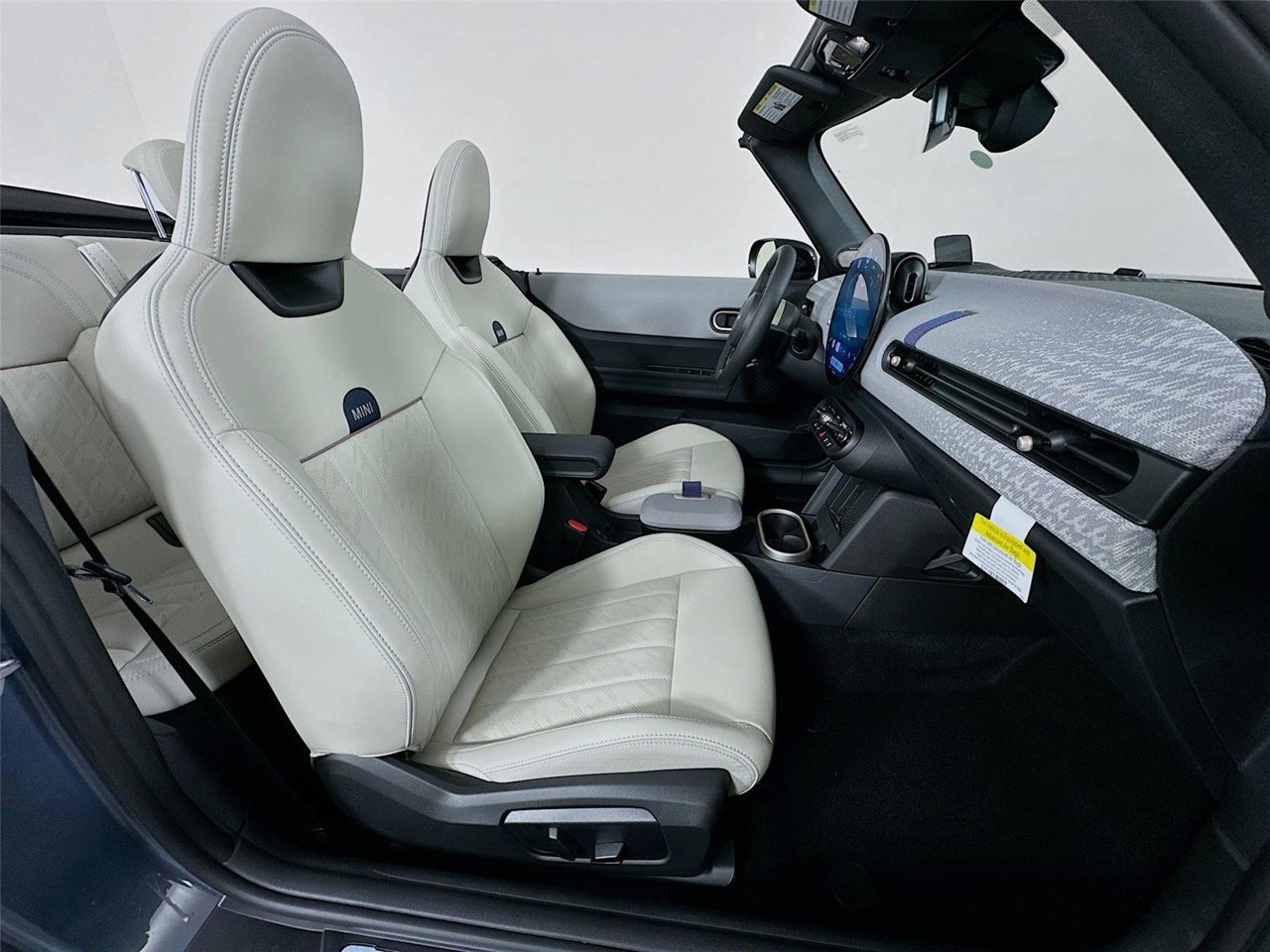 2026 MINI Convertible S - Photo 27