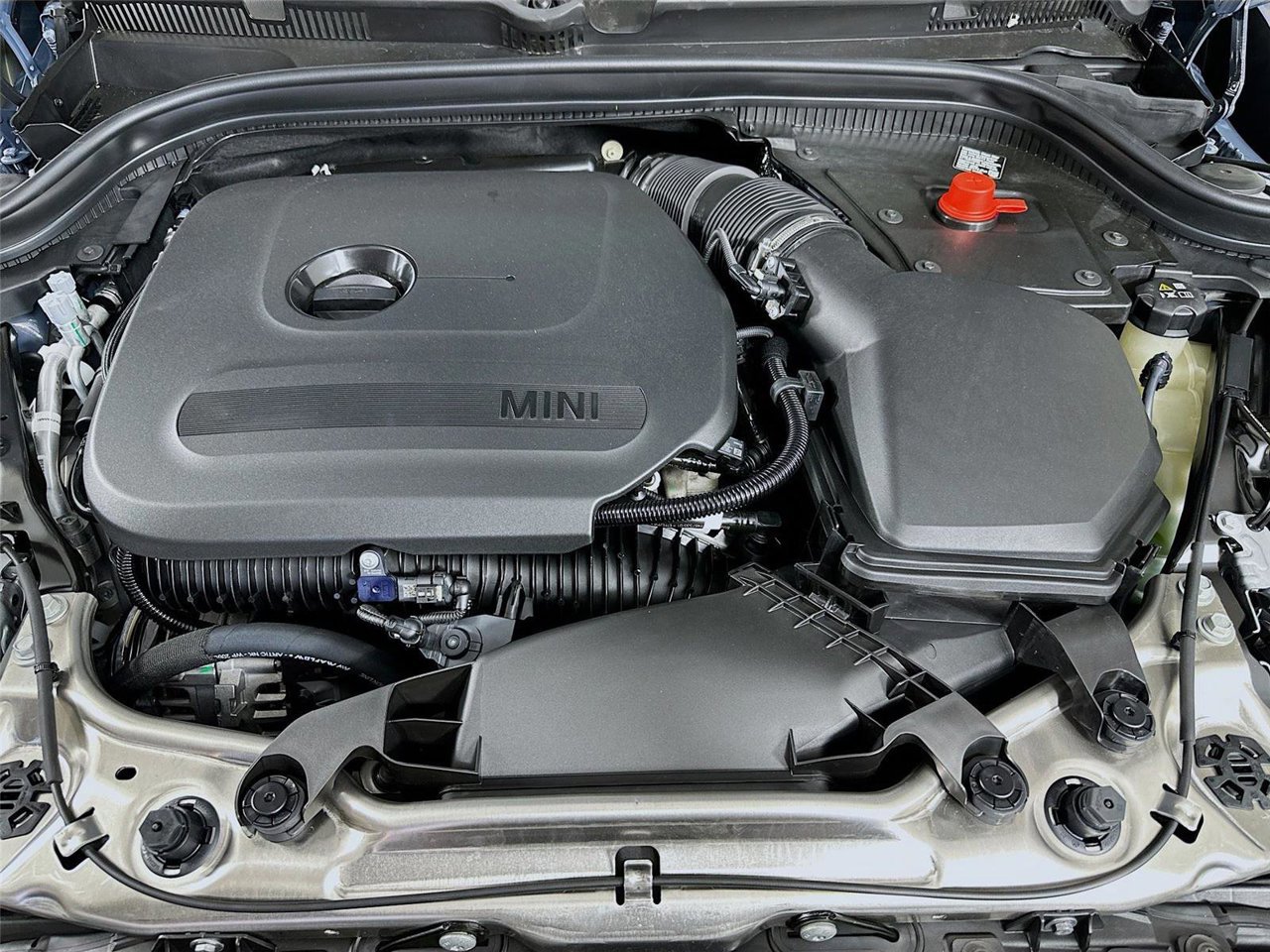 2026 MINI Convertible S - Photo 29