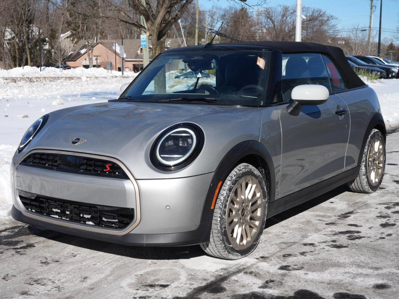2026 MINI Convertible Cooper S Signature's photo