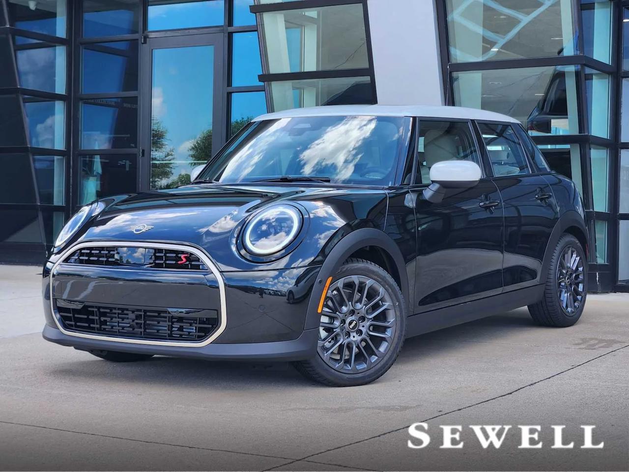 2026 MINI 4 DOOR SIGNATURE PLUS