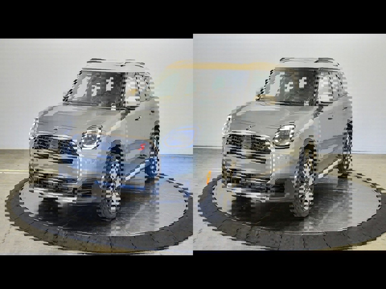 2025 MINI Countryman S's photo