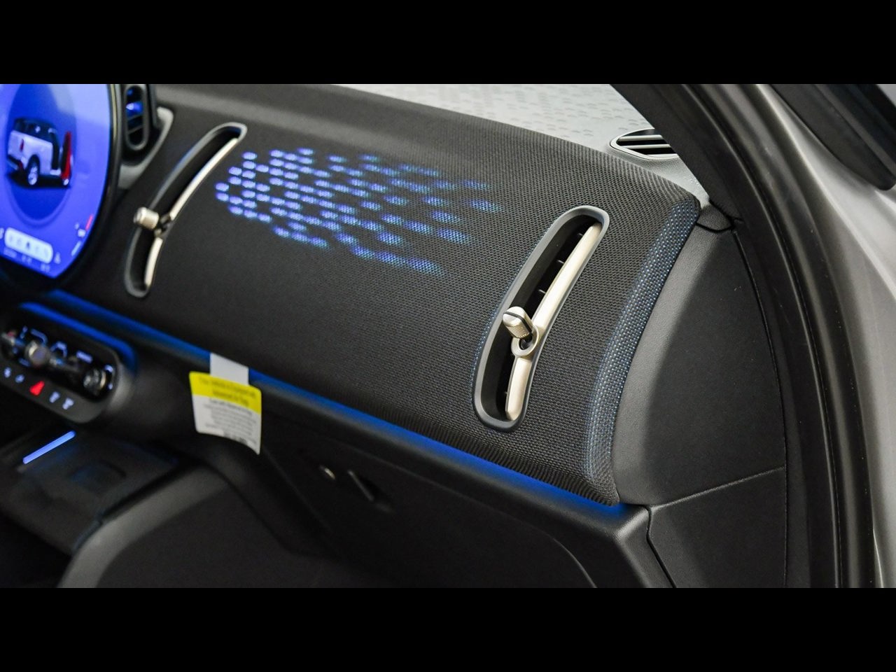 2026 MINI Countryman S - Photo 17