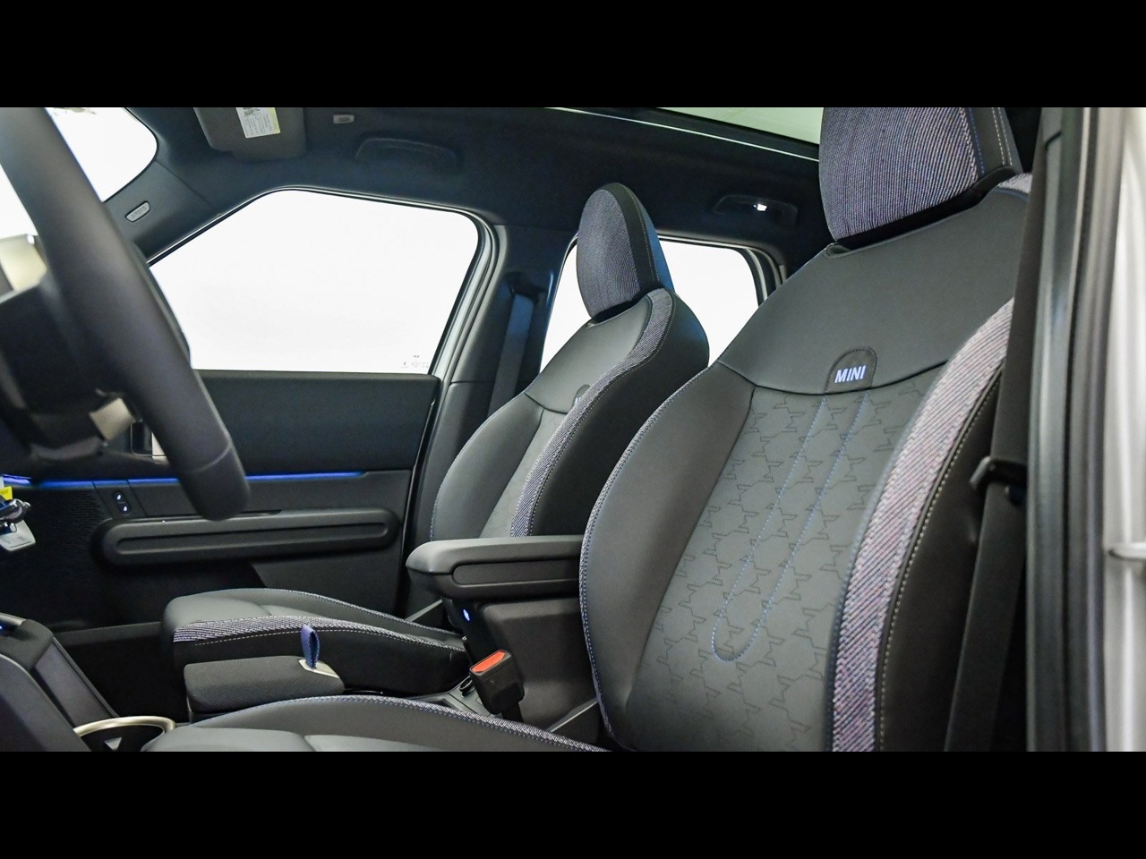 2026 MINI Countryman S - Photo 21