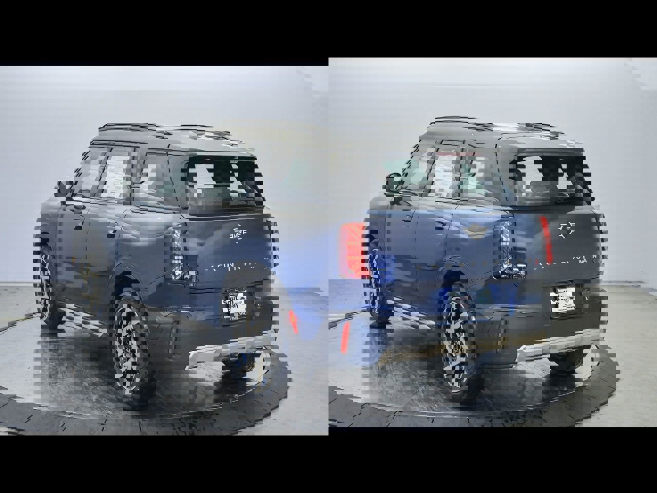 2025 Mini Countryman S photo 2