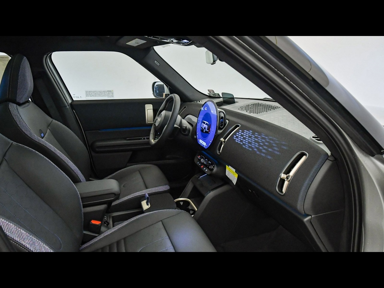 2026 MINI Countryman S - Photo 16