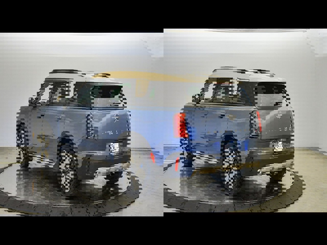 2025 Mini Countryman S ALL4 photo 2